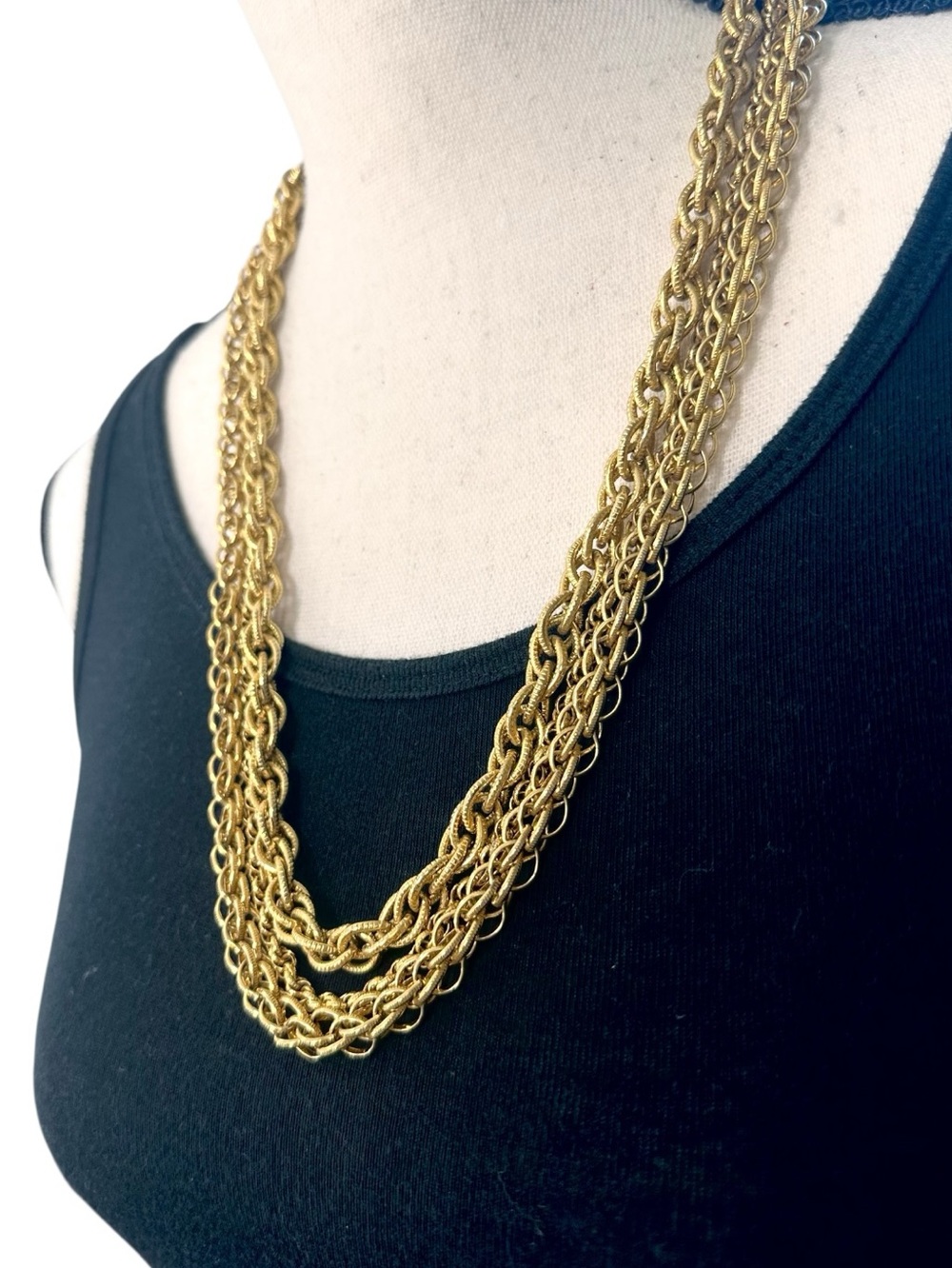 💛Vintage Triple Strand Gold Tone Rope Chain Necklace